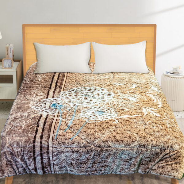 Dandelion Field | Cloudy Soft Microfiber Winter Quilt | Double Bed
