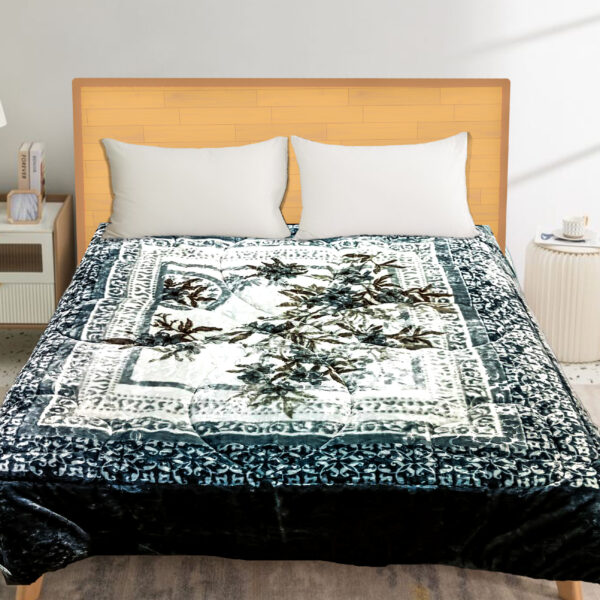 Winter Scroll | Cloudy Soft Microfiber Winter Quilt| Double Bed